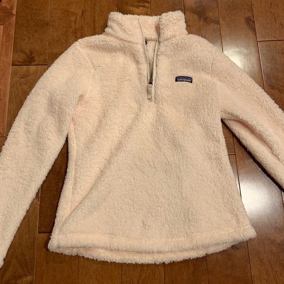Patagonia Tops - NWT patagonia quarter zip